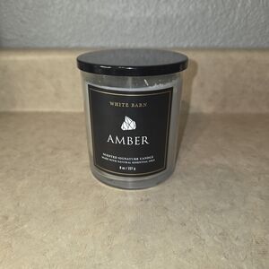White Barn Amber Scented Candle 8 oz Bath And Body Works